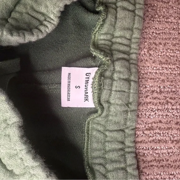 Gymshark Rest Day Sweats - Picture 2 of 2